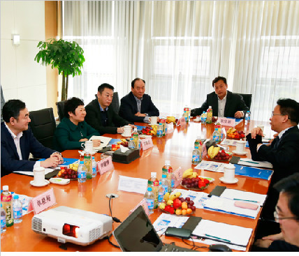 北京市工商联党组书记郑默杰一行光临壹定发创建调查调研